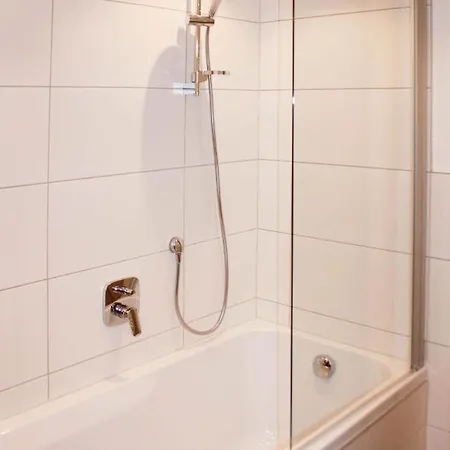 Apartment Lutonia *